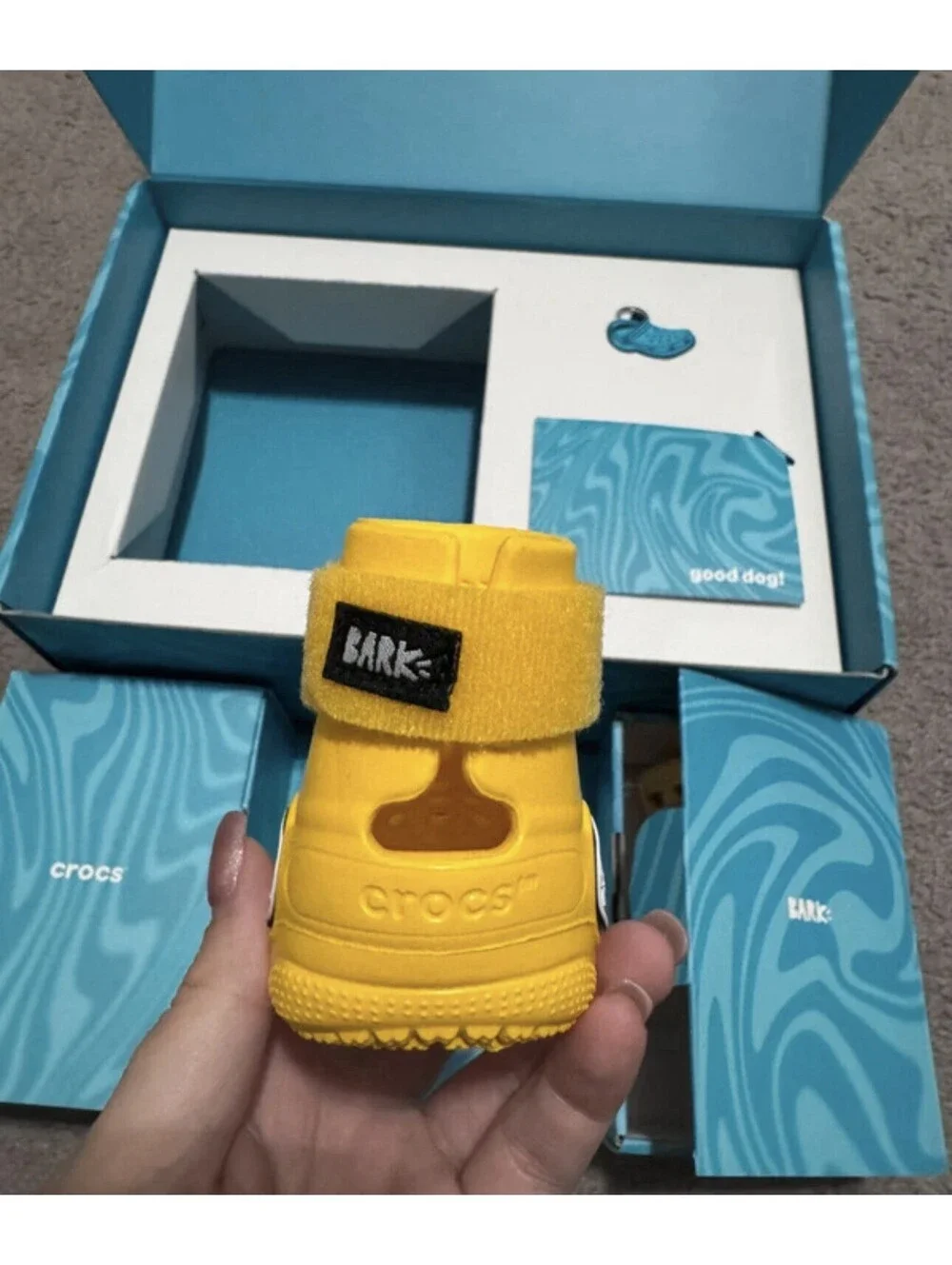 BARK BOX x Crocs Dog Boots Yellow & White Pet Shoes Set w/ Box Size M New NWB